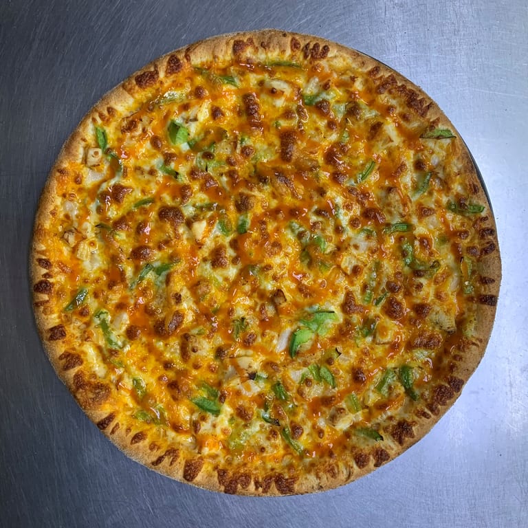 Buffalo Chicken Pizza: A Spicy Slice